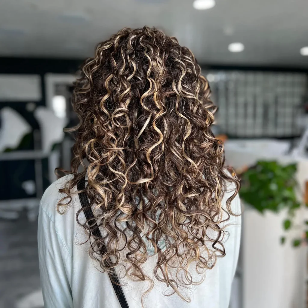 Chunky Highlights on Curly Hair