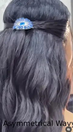 Asymmetrical Wavy Cut